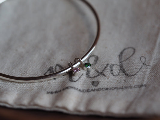 Bracelet en argent sterling avec pierre de naissance