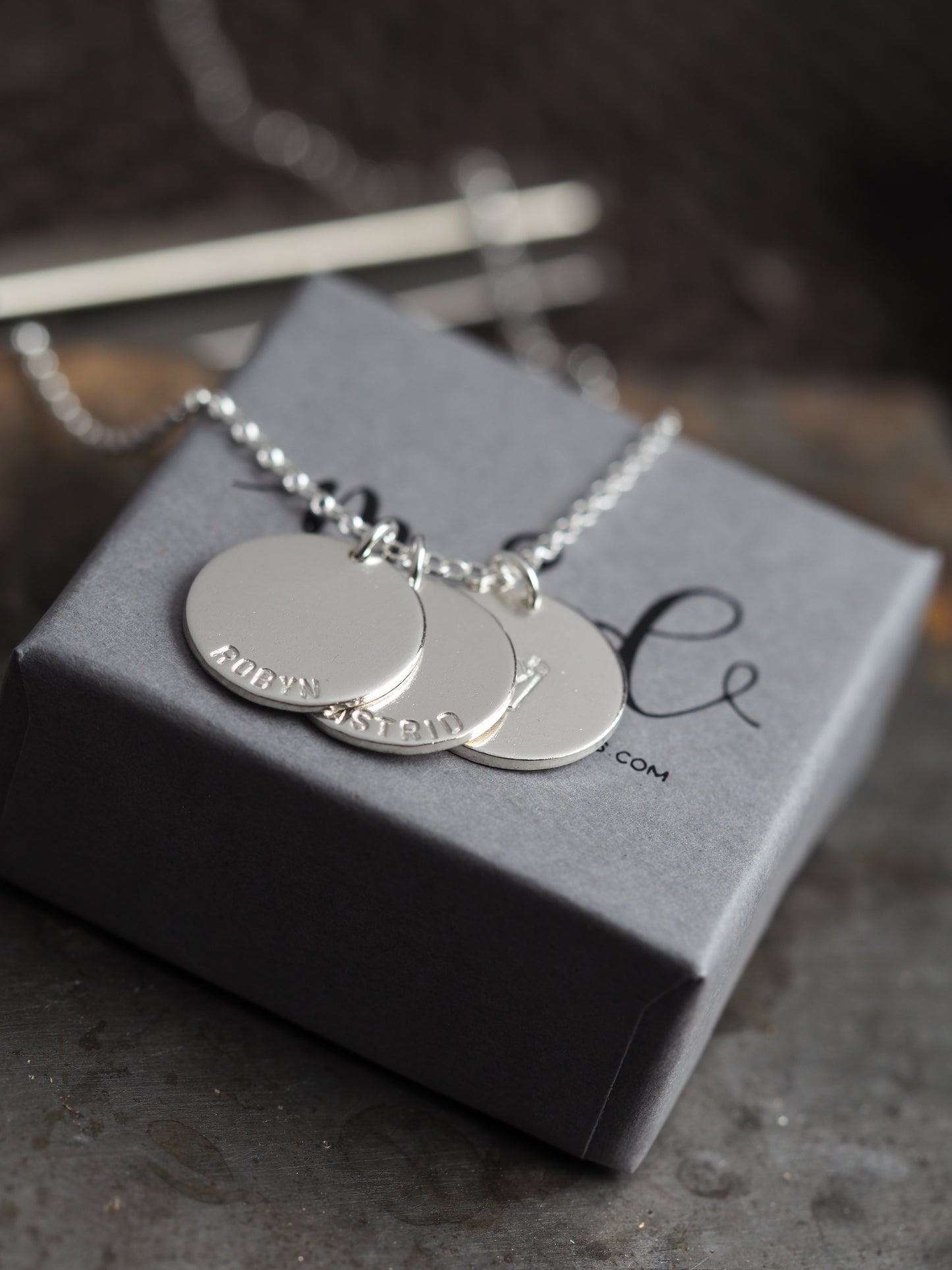 Design your own midi disc necklace