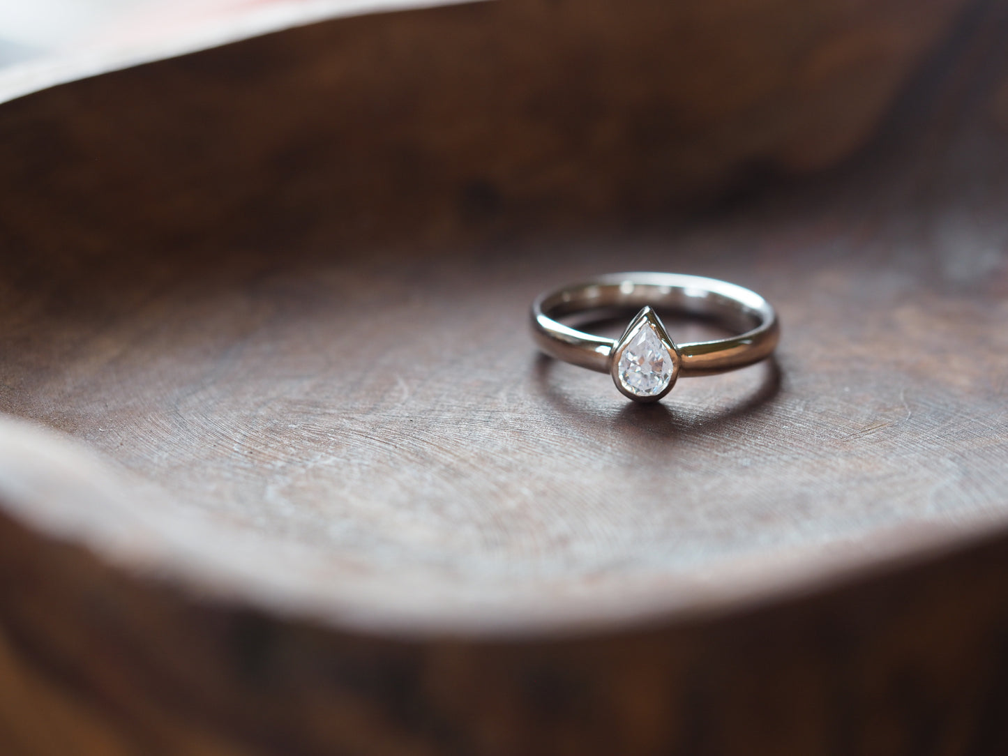 Bague en forme de larme en argent sterling