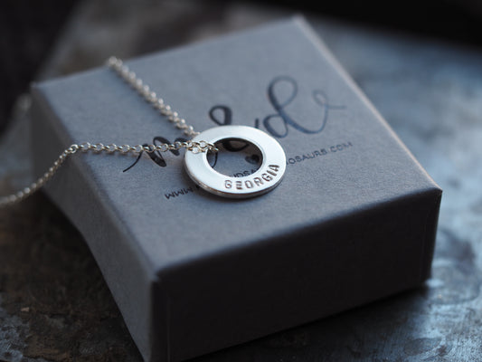 Concevez votre propre collier rondelle midi