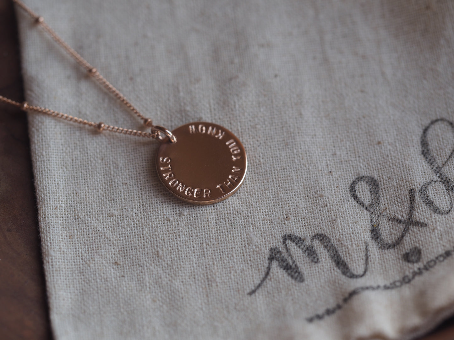 Créez votre propre collier disque midi
