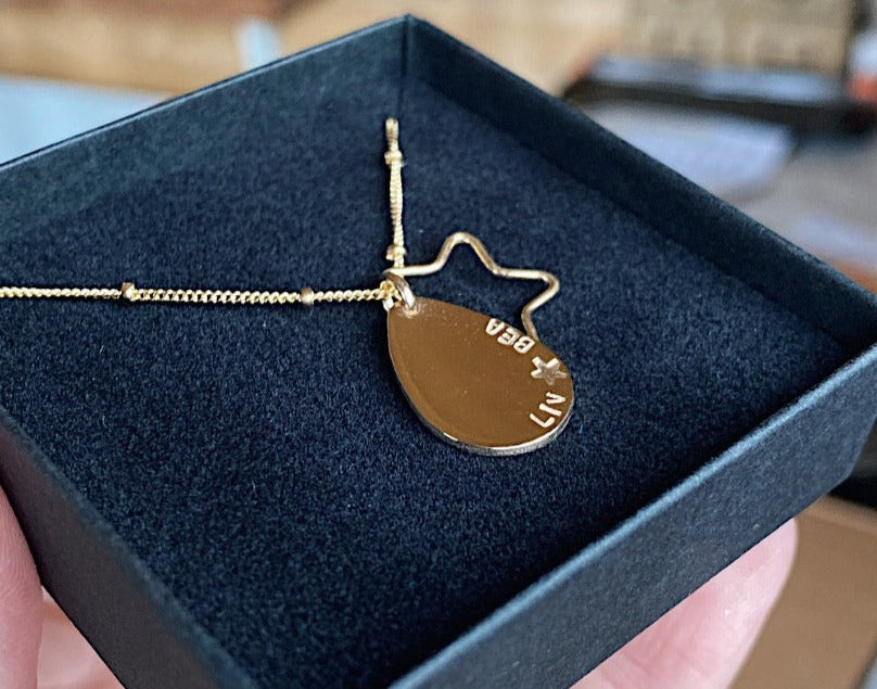 Concevez votre propre collier en forme de larme